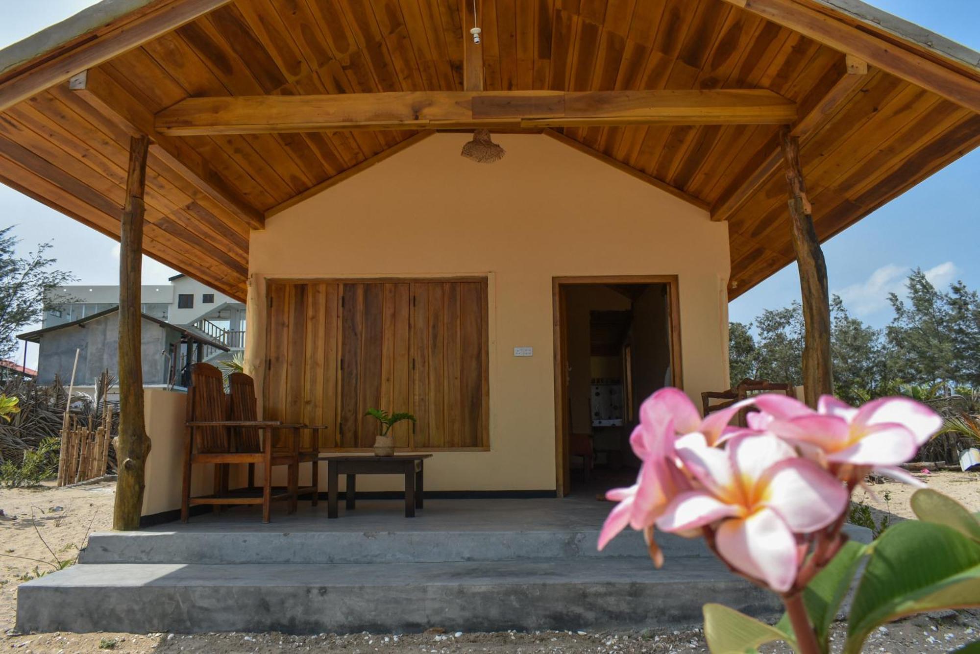 Salty Alchemy Appartement Arugam Bay Buitenkant foto